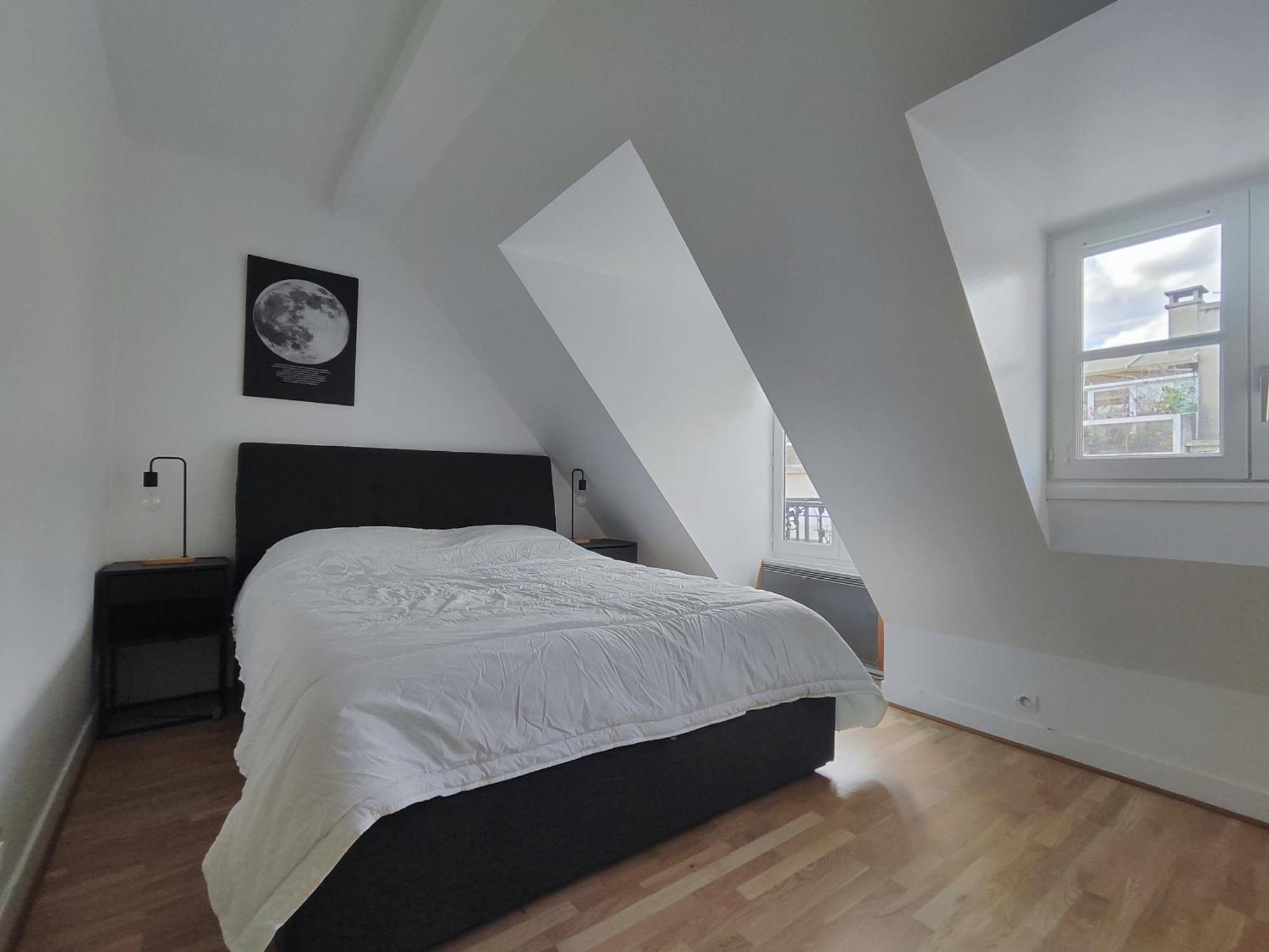 Near Arc De Triomphe And Shopping Appartamento